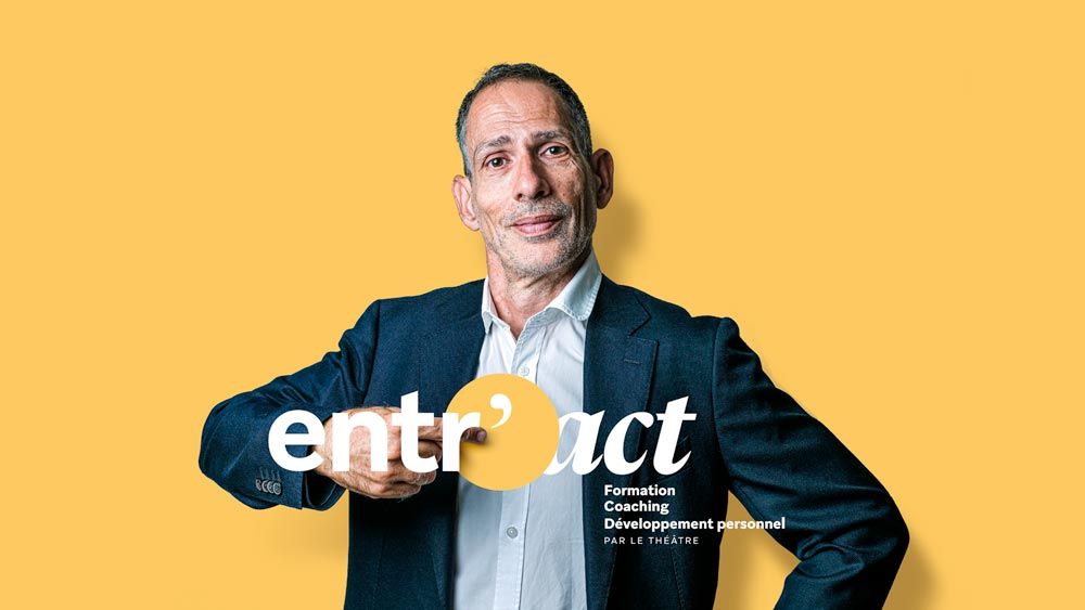 Entr'act - une nouvelle identité visuelle pour la marque formateur 